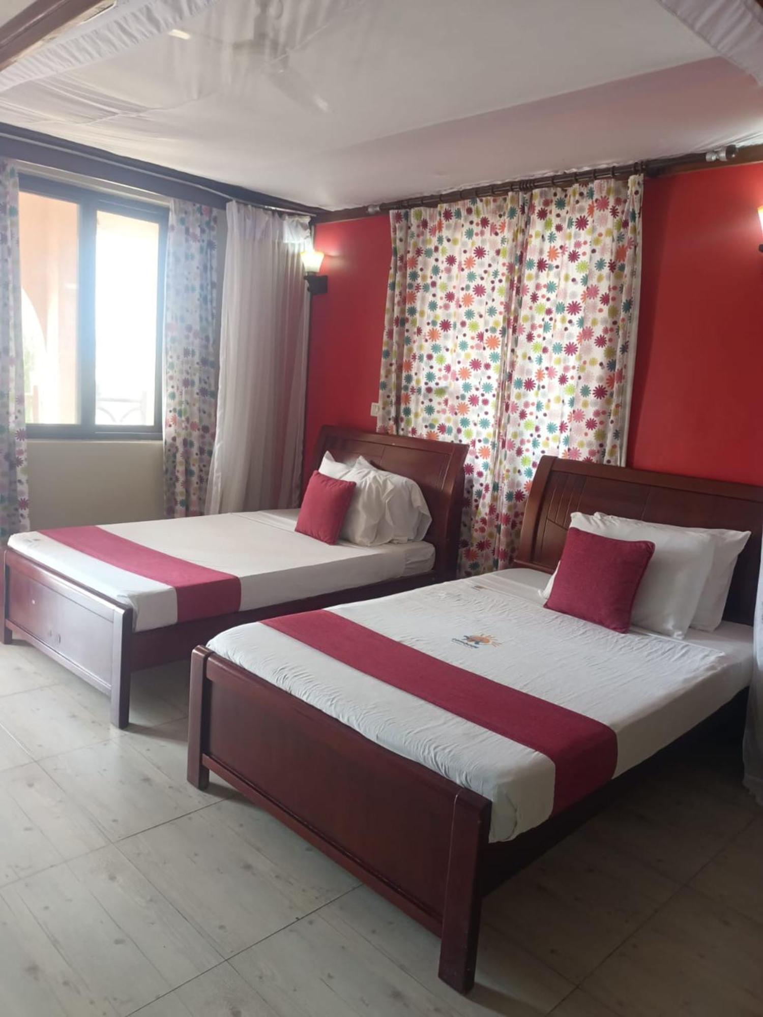 Lambada Holiday Resort Mombasa Mtwapa Eksteriør billede