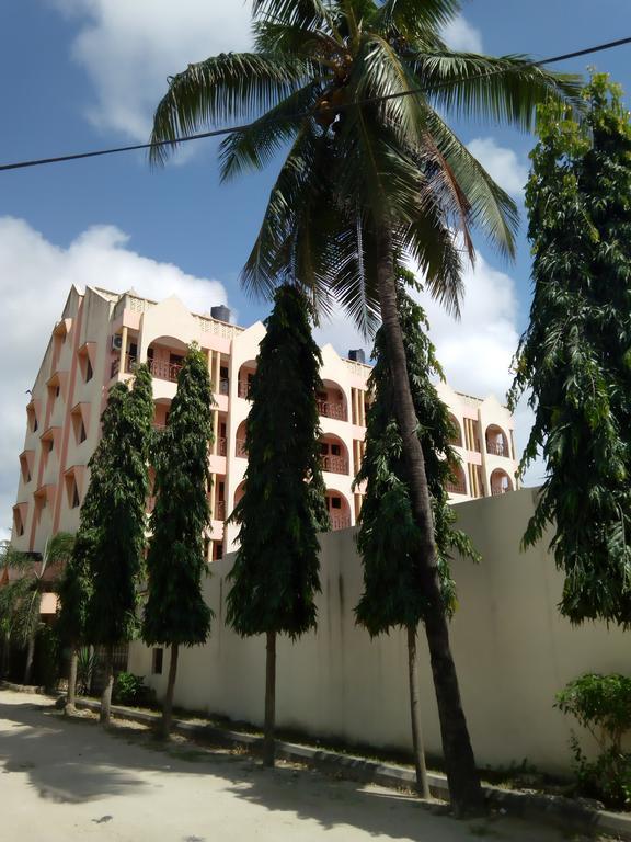Lambada Holiday Resort Mombasa Mtwapa Eksteriør billede