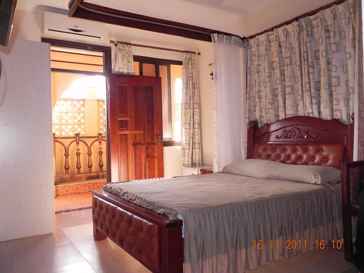 Lambada Holiday Resort Mombasa Mtwapa Værelse billede